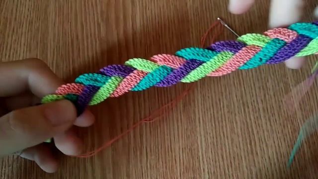 Мастер класс / видео-уроко/Как связать браслет крючком/Вяжем косу/Плетение из четырех прядей МК смотреть онлайн