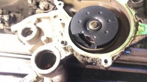 Замена помпы BMW X5 E53 M62B44TU