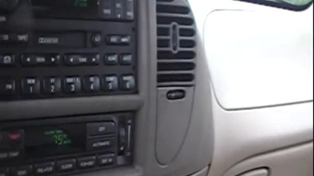 1999 FORD Expedition XLT смотреть онлайн