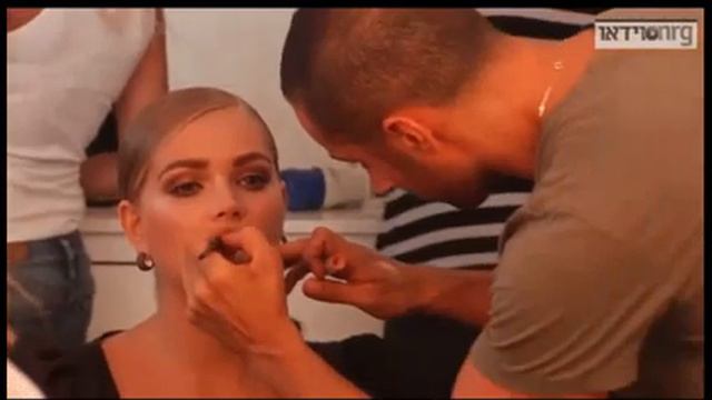 אסתי בצילומים לאפריל 2011 Esti photoshoots for April смотреть онлайн