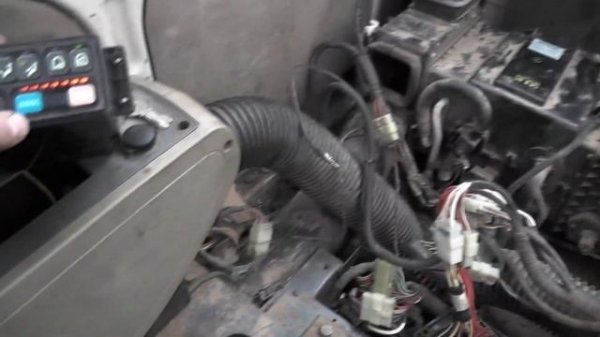 Ремонт отопителя салона экскаватора DOOSAN SOLAR 225NLC-V