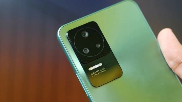 Poco X5 Pro VS Poco F4: Which One Should You Buy In 2023 ? смотреть онлайн