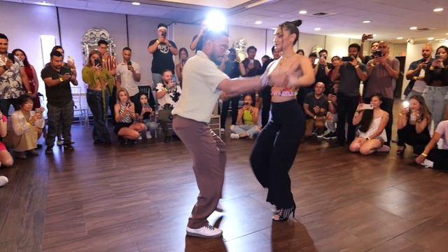 Cornel & Rithika | Bachata ConRi Style in LA | Mariposa - Esme ft. Relleo смотреть онлайн