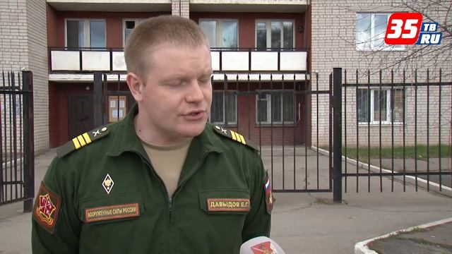 Срочником или по контракту: право выбора появилось у выпускников училищ и техникумов смотреть онлайн