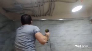 Монтаж натяжных потолков алюминиевым багетом.