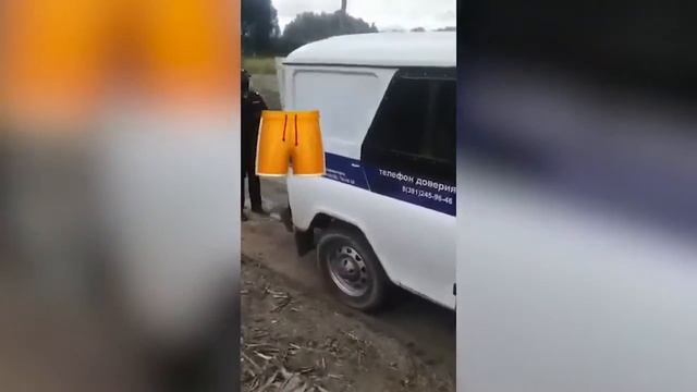 В Красноярском крае граждане устроили самосуд над таксистом-вором смотреть онлайн