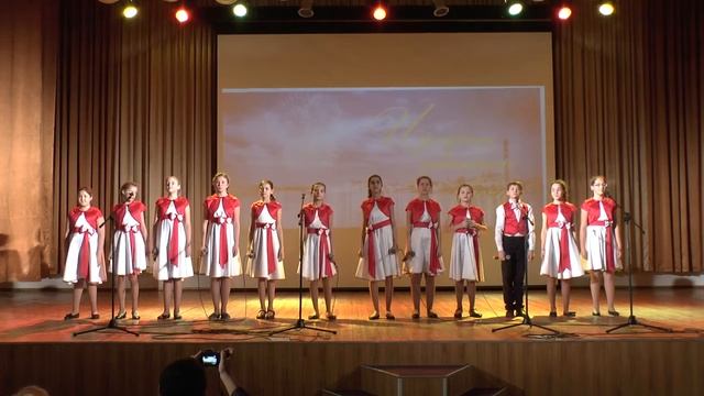 "О чем ты думаешь, солдат", Вокально-эстрадный ансамбль "ЮНИКС", руководитель Юлия Купцова смотреть онлайн
