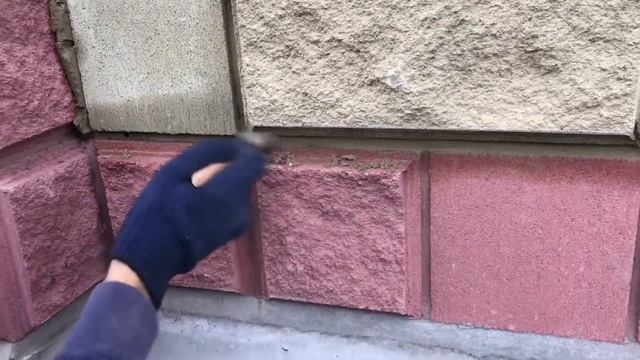 Будівництво паркану з декоративних блоків. Монтаж забора из декоративных блоков. смотреть онлайн