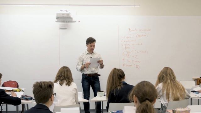 Writing: peer correction and error correction. B1+. New School Teacher Training Videos смотреть онлайн