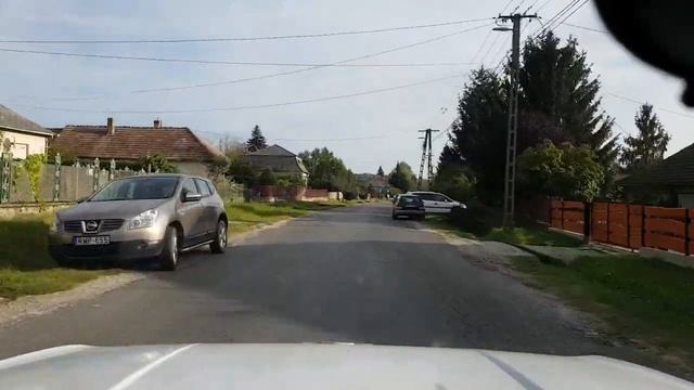 Drive to the lake with my Wartburg 353 W two stroke car смотреть онлайн