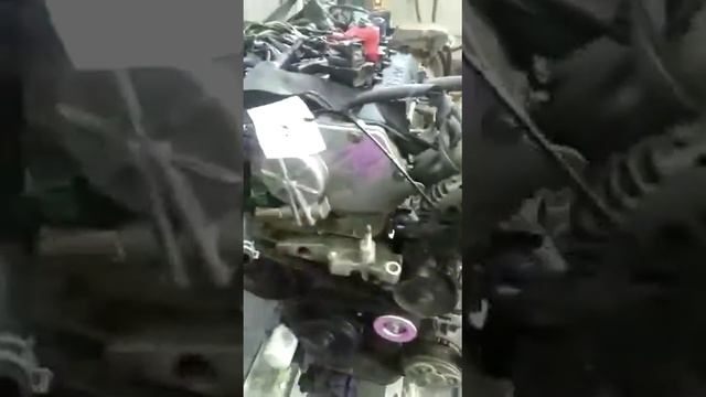 Контрактный двигатель NISSAN SERENA C24 QR20DE 411049A смотреть онлайн