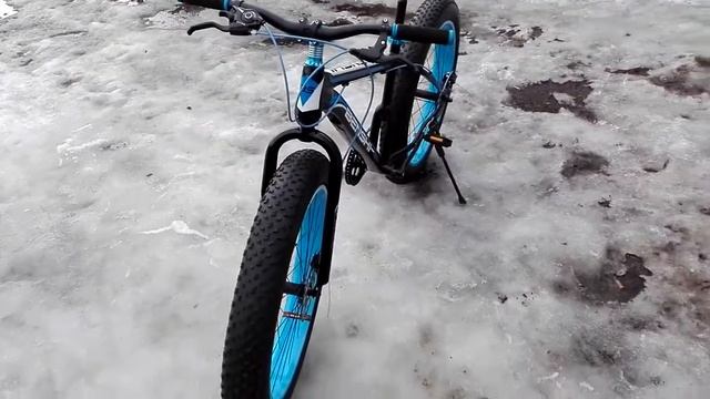 Обзор Фэтбайк на 26 колесах 7 скоростей и 20 колеса смотреть онлайн