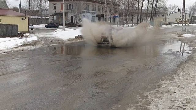 Нива, вода, брызги смотреть онлайн