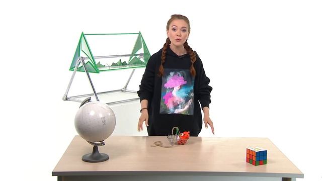 При каких условиях вода из перевернутого ведра не выливается? смотреть онлайн