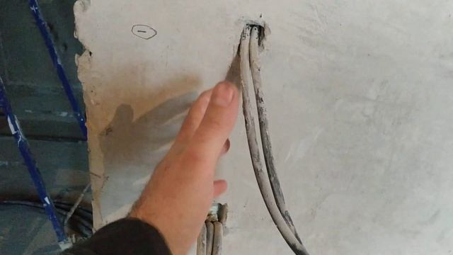 Самый лучший инструмент это твои мозги.