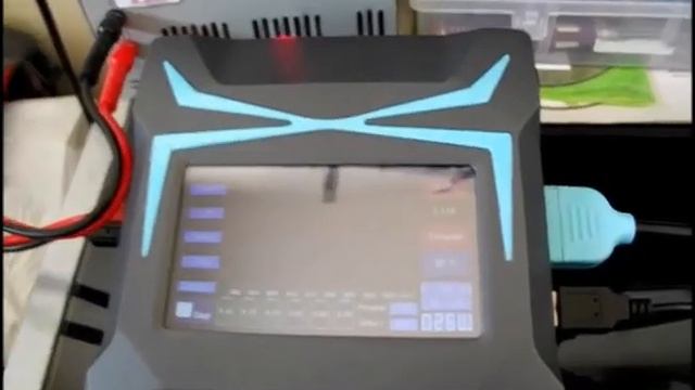 Mini tutorial sobre o rádio TGY-I10 e o carregador X200. смотреть онлайн