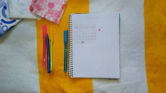 Заполняем вместе календарь для месячных . смотреть онлайн