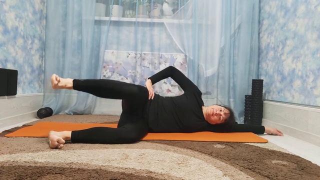 Йогатерапия ?Проработка тазобедренных суставов? Малоамплитудные движения? смотреть онлайн