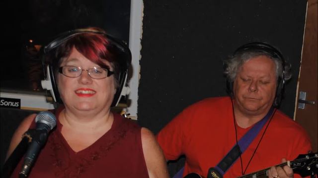 STRATACOUSTIC's unique version of Dolly Parton's 'Jolene -' like you've never heard it before!!!!! смотреть онлайн