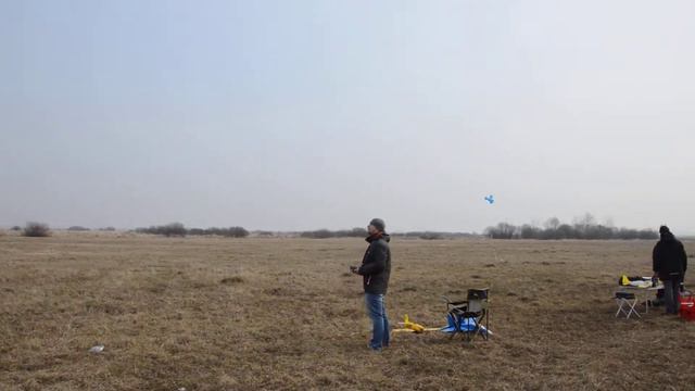 08.04.17 Авиамоделисты в Маришкинской пойме смотреть онлайн