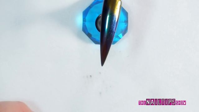 Chrome and Hologram Nails with Aora Pigments смотреть онлайн