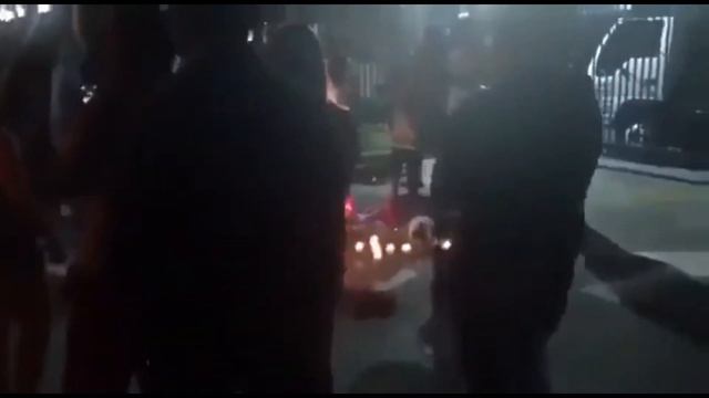 ПОКОЙСЯ С МИРОМ XXXTENTACION смотреть онлайн