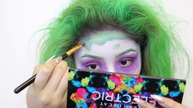 Beetlejuice Halloween Tutorial | Daisy Marquez смотреть онлайн