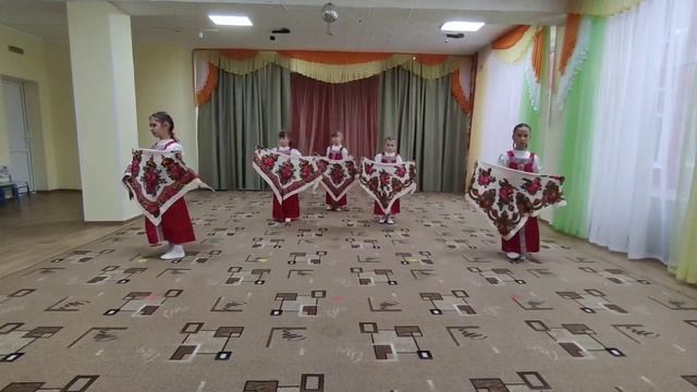 Танец "Платки" БДОУ г. Омска «Детский сад № 94 смотреть онлайн