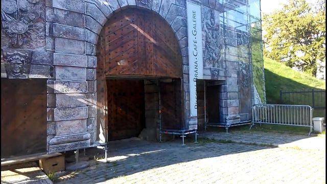 Prague Pisek gate repair смотреть онлайн