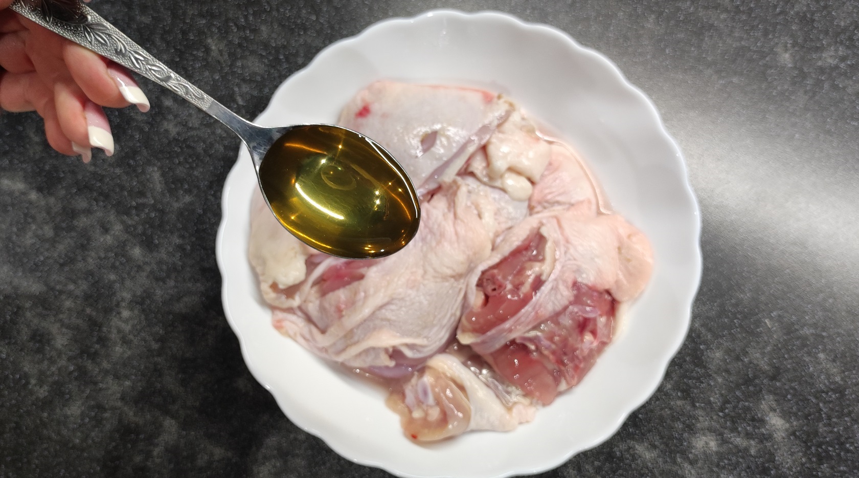 ВМЕСТО ШАШЛЫКА НА ПРАЗДНИЧНЫЙ СТОЛ! Всего 1 Ложка этого и Вкус КУРИЦЫ Изменит Ваше Сознание смотреть онлайн