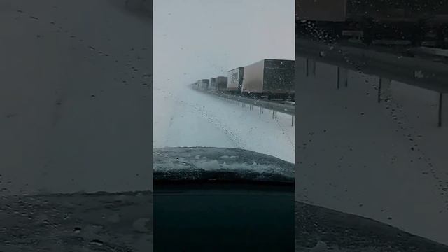 Пробка из-за снегопада по дороге Москва-Волгоград смотреть онлайн