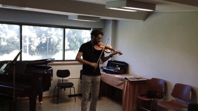 Playing a 3D printed Stradivarius violin for the very first time смотреть онлайн