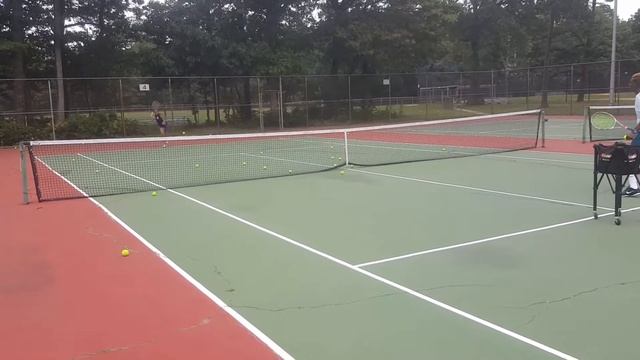 Tennis Forhands workouts with Next-generation tennis star 13yrs old Isyss Jones смотреть онлайн
