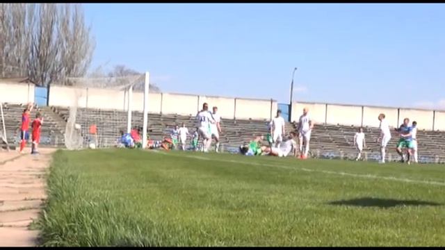 Константин Бичевй открывает счёт в матче "Кристалл" - "Барса" смотреть онлайн