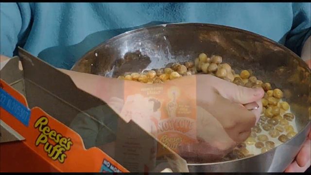 Markus Hyytinen vetää Reeses Puffs maidolla.(koko video tulossa.) смотреть онлайн