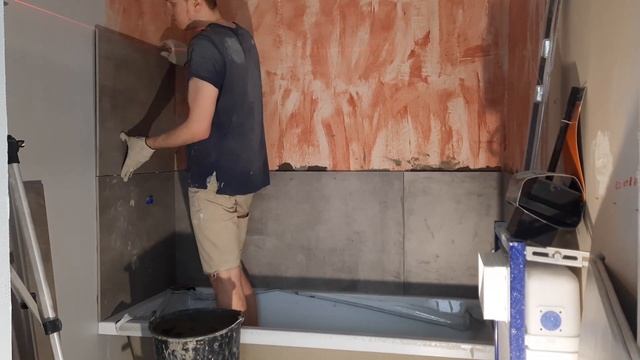 Укладка плитки крупного формата на ванну. Правильный стык ванны, плитки. Резка болгаркой без сколов смотреть онлайн