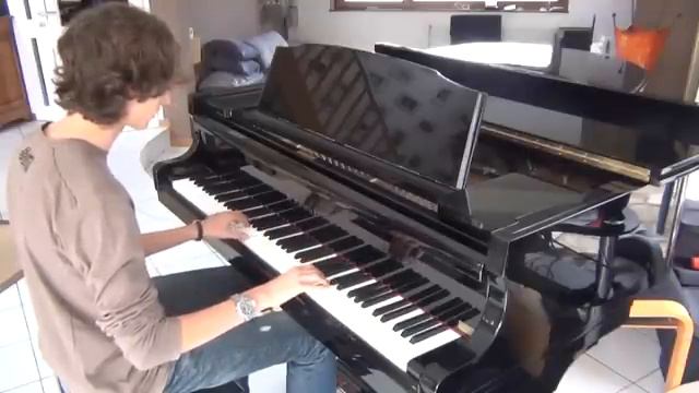 Aux champs élysées - Joe Dassin piano cover смотреть онлайн