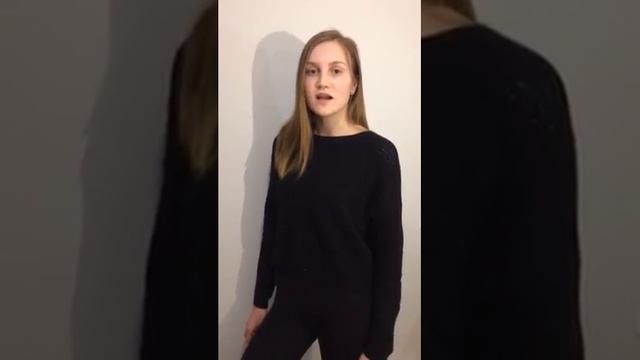 Страна читающая — Полина Смирнова читает произведение «Нате!» В. В. Маяковского смотреть онлайн