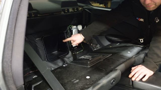 BMW 6 Series E63 / E64 TCU Bluetooth Module Location смотреть онлайн