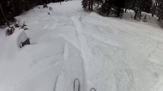 Roemer & Frederic // GoPro Freeride Offpiste Skiing // Austria // Lech-Zurs Am Albergg смотреть онлайн