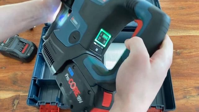 Vorstellung und Unboxing Bosch Professional Bohrhammer GBH18V-36 und SDS MAX 8x mit 22mm Durchmesse смотреть онлайн