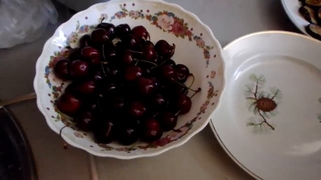 Закупка продуктов. Отмечаем день рождения папы! Праздничный стол. смотреть онлайн