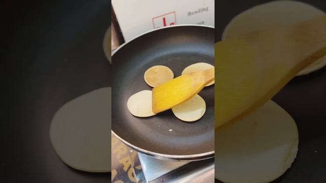 Banana&dates pan cake for1year babys??#shortvideo #subscribe #baby #shorts_video #food смотреть онлайн