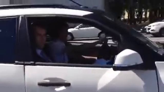 Ё мобиль вот он! Три новеньких ё авто на дороге Питера смотреть онлайн