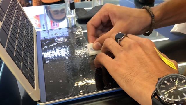 How to put a screen protector & defense shield on my macbook air смотреть онлайн