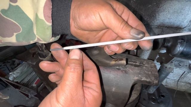Como cambiar repuesto de palanca, reparaciion de horquilla, y guía de nissan смотреть онлайн
