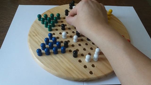 Chinese checkers game - game ' POLE ' vs ' 31 ' смотреть онлайн