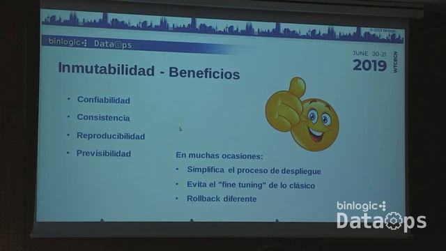 DataOps Barcelona - Molecule + Terraform: Un paseo por la inmutabilidad смотреть онлайн