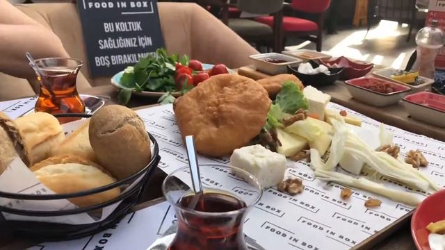 НУ ЧТО ГОВОРЯТ У ВАС ТАМ ПОНЕДЕЛЬНИК | УТРО В АНТАЛИИ смотреть онлайн