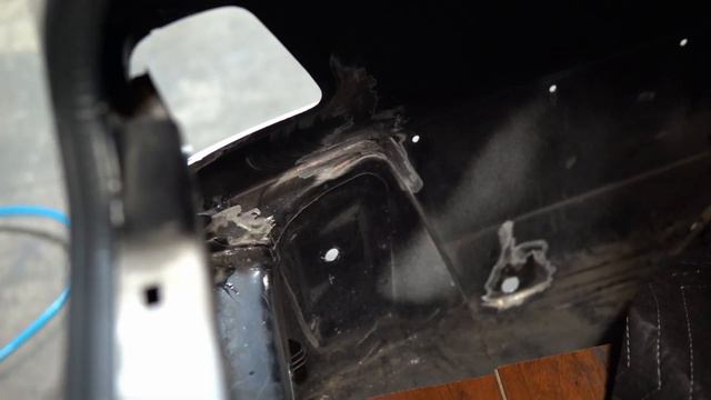 Doing Body Work On My 190E Pandem смотреть онлайн